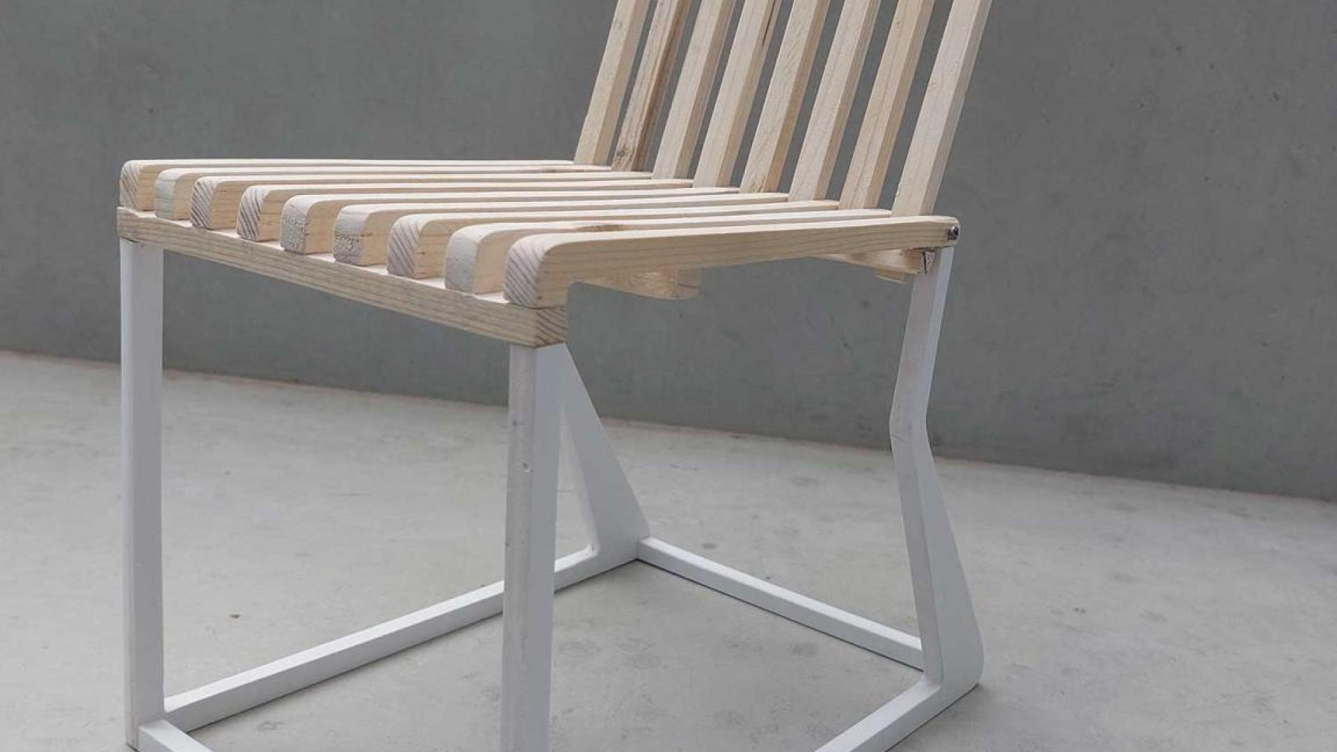 Assise bi composant design industriel