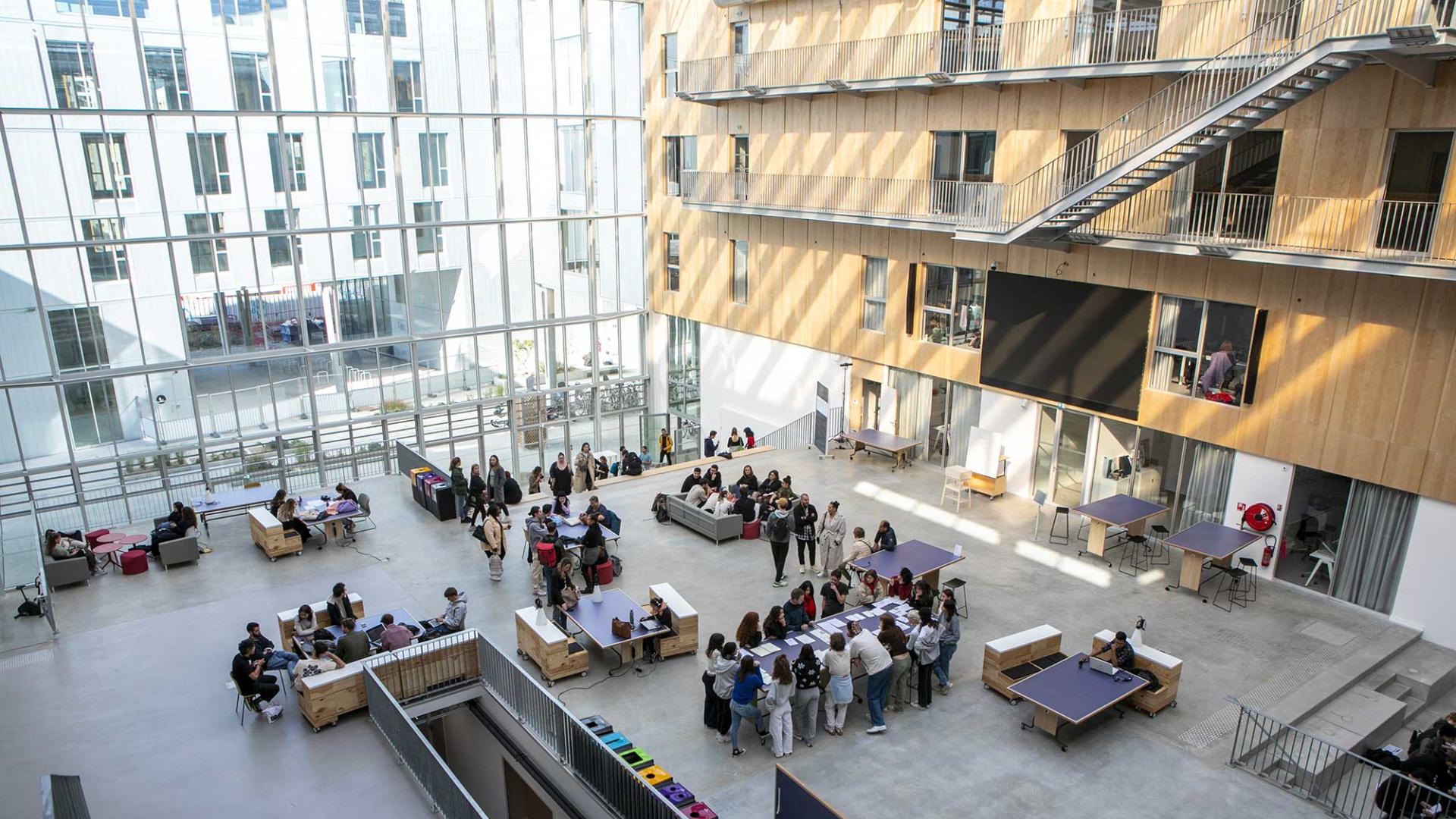 ecole agora